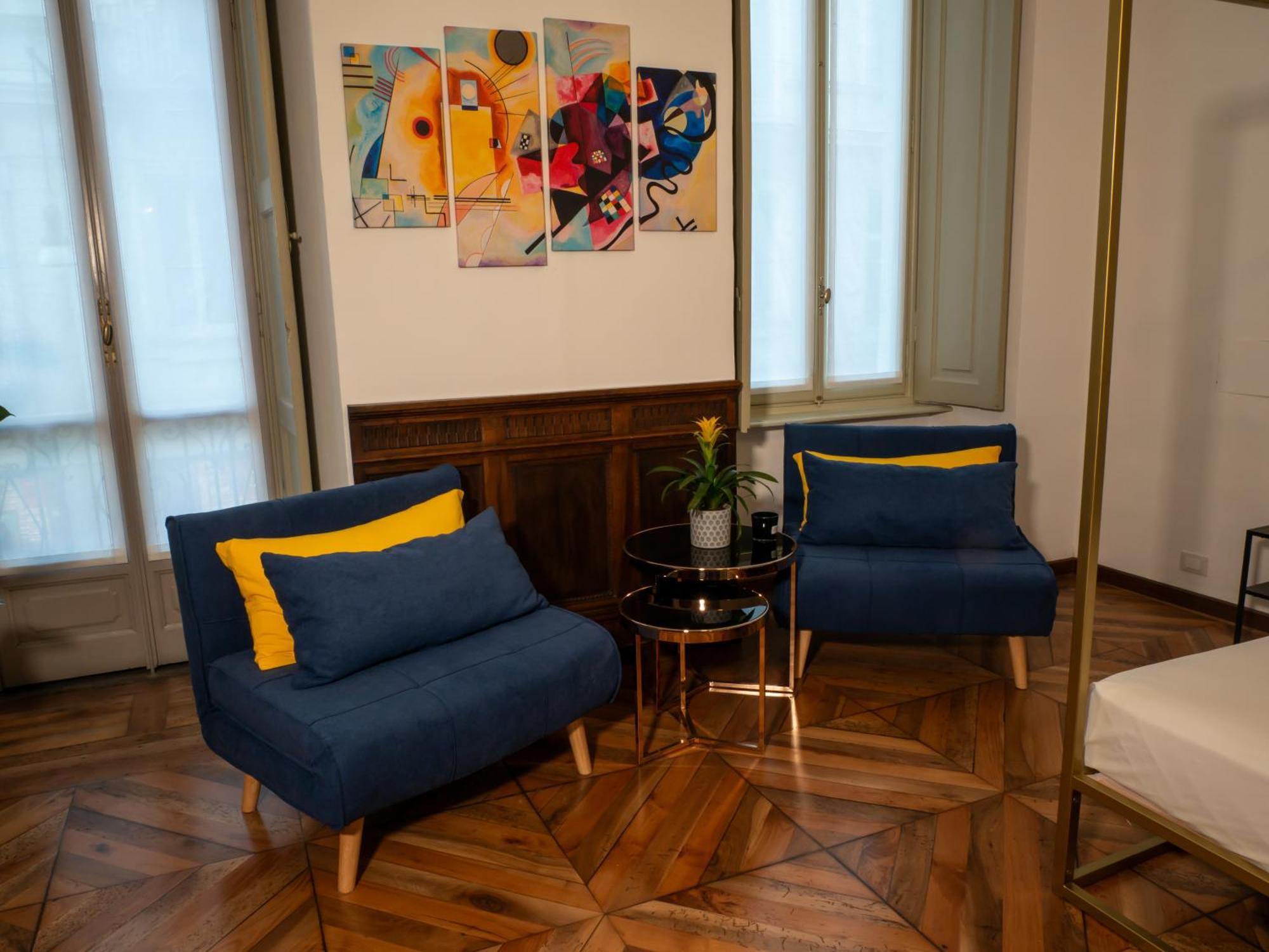 Mercanti E Viaggiatori * Turín